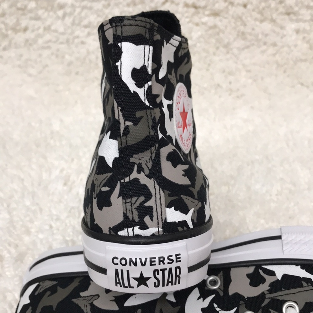 CONVERSE CTAS HIGH TOP BRAND NEW - Picture 5 of 8